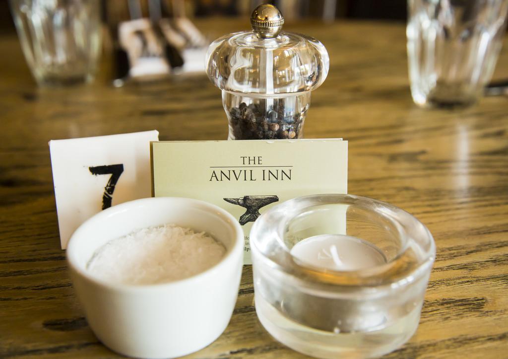 The Anvil Inn Blandford Forum Exterior foto